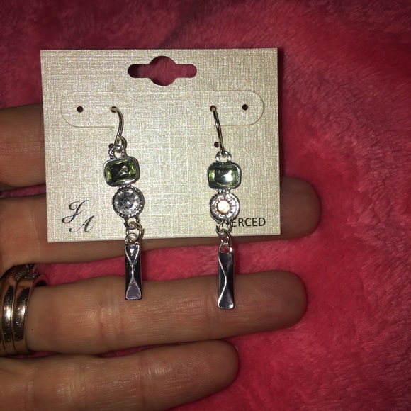 🆕Gorgeous dangle earrings NEW - Picture 4 of 8